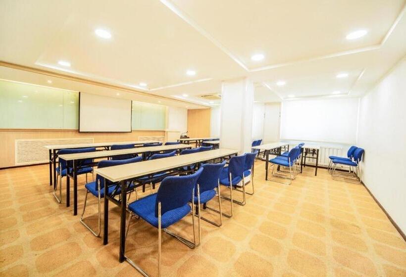 Hanting Hotel Shenyang North Station Second Branch