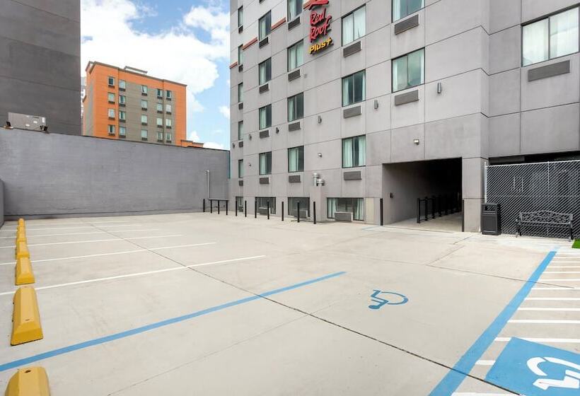 酒店 Red Roof Inn Plus Jamaica, Ny   Jfk Airport