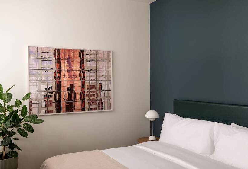 هتل Roost Detroit