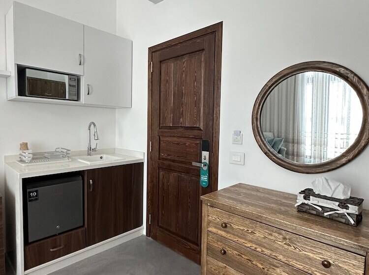 تختخواب و صبحانه Beit Laure