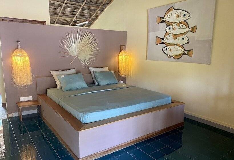 ベッドアンドブレックファースト La Perle Rare