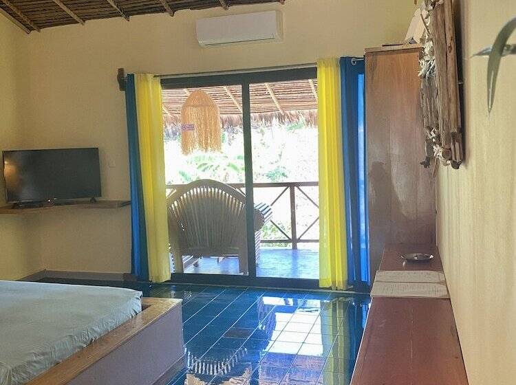 ベッドアンドブレックファースト La Perle Rare