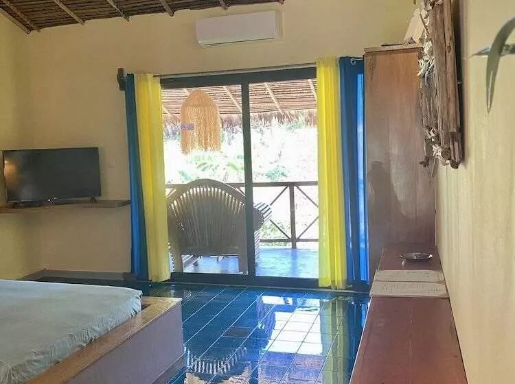 تختخواب و صبحانه La Perle Rare