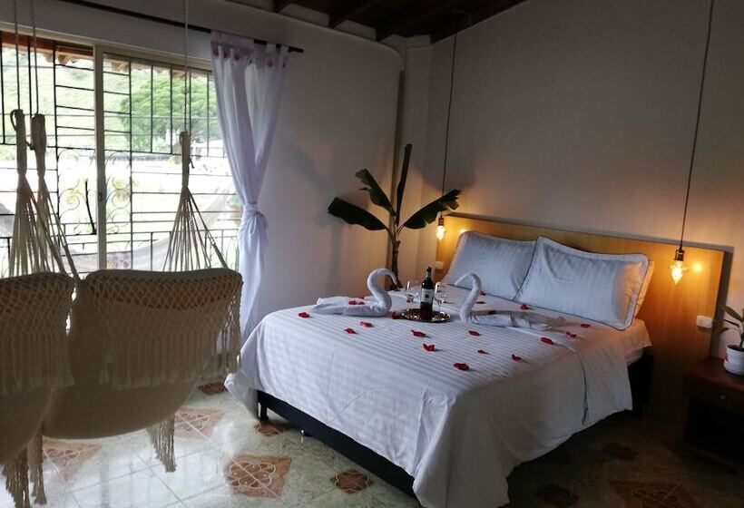 تختخواب و صبحانه Jardin Secreto