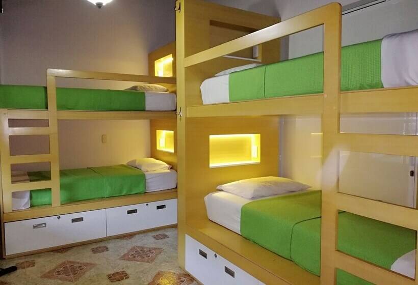 تختخواب و صبحانه Jardin Secreto