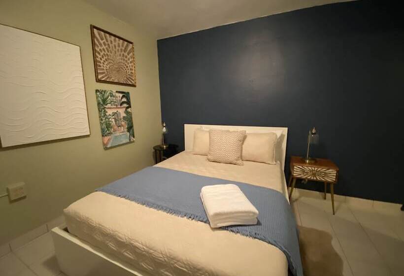 هتل El Flamingo Beach Club