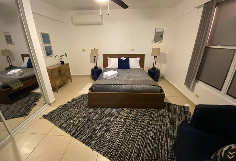 هتل El Flamingo Beach Club