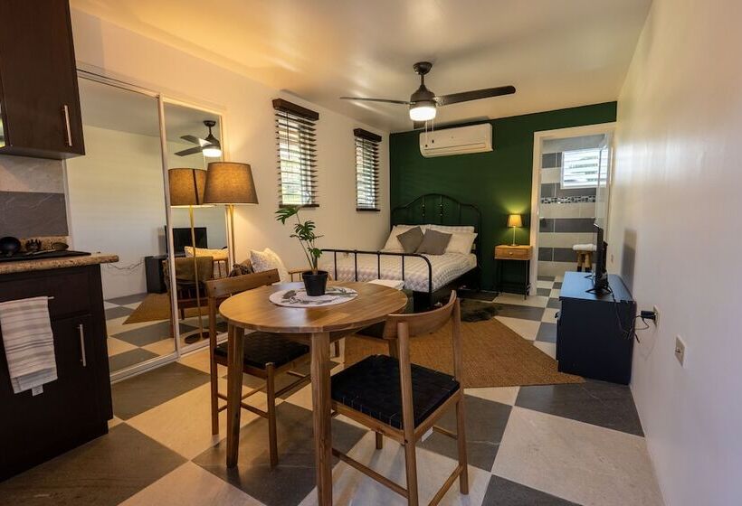 هتل El Flamingo Beach Club