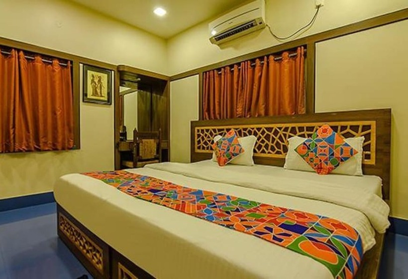 Hotel Fabexpress Shivalya