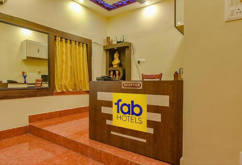 Hotel Fabexpress Shivalya