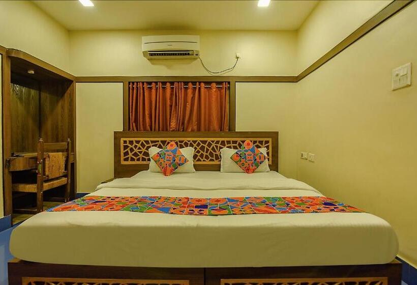 Hotel Fabexpress Shivalya