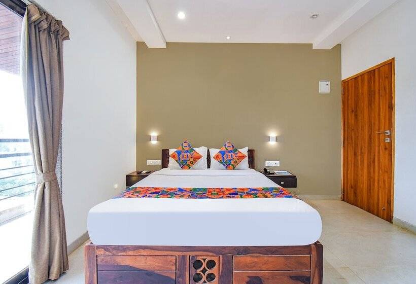 בית מלון כפרי Peninsula Beach Resort By Fab