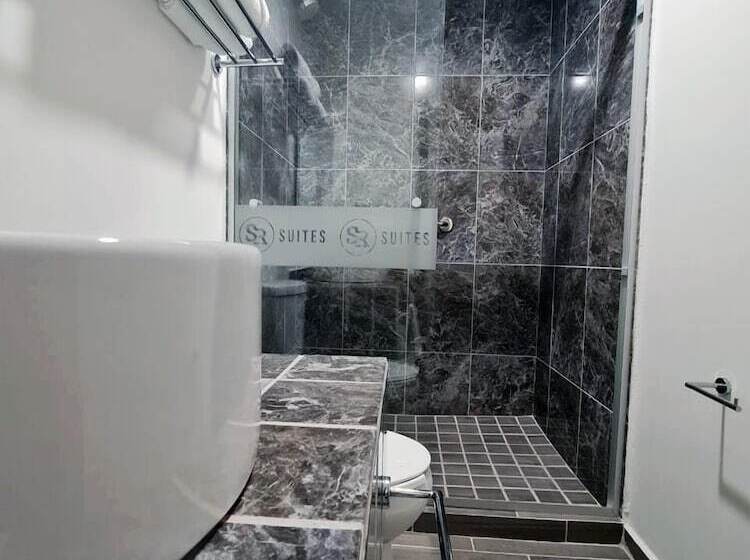Отель Sr Suites