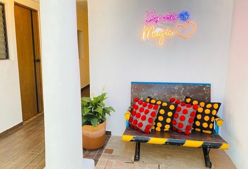 ホテル Suites Del Barrio