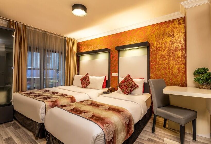 Platine Hotels & Suites