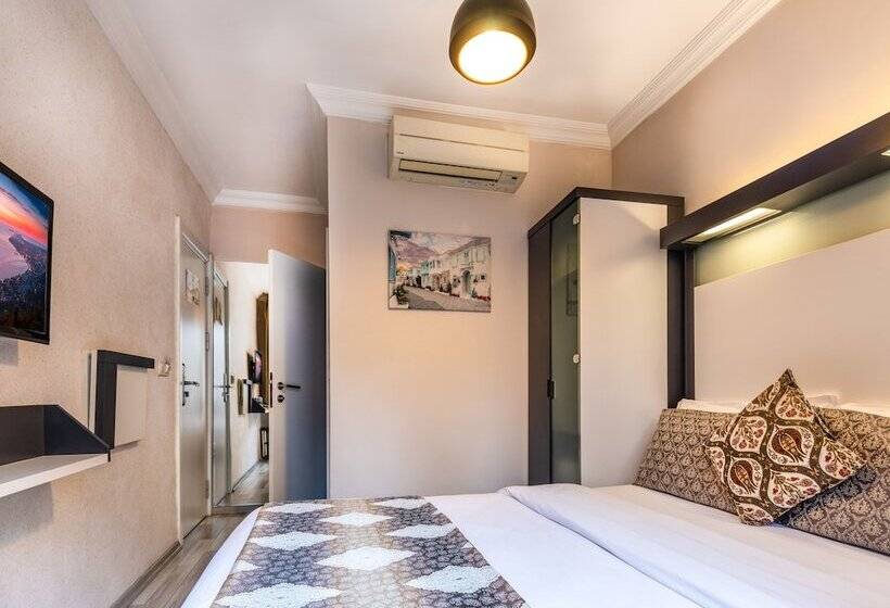 Platine Hotels & Suites