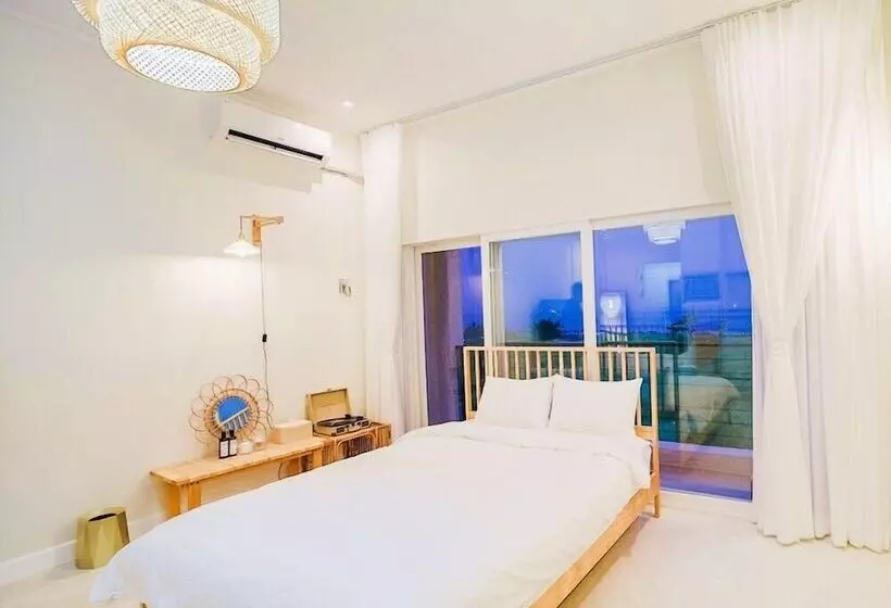 Sarang Tulle Pension