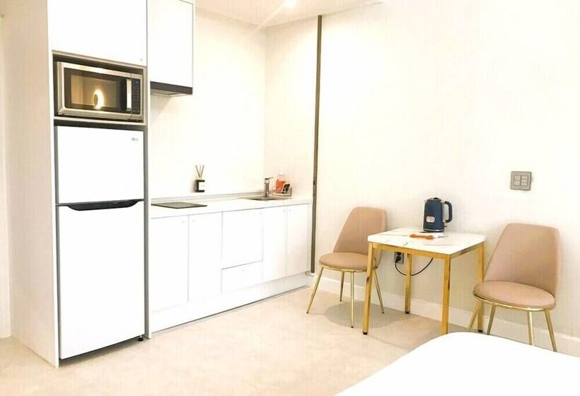 Sarang Tulle Pension