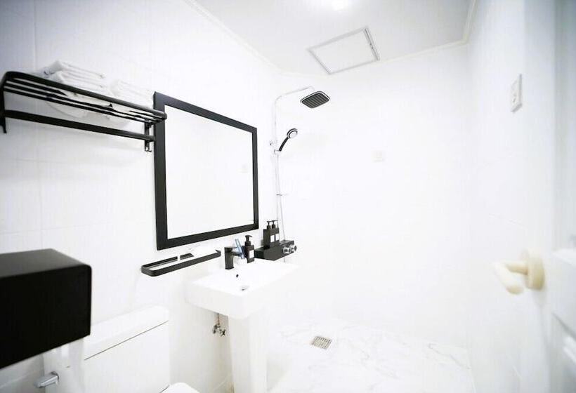 Sarang Tulle Pension