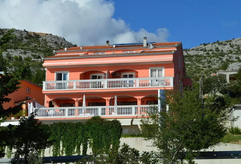 Apartments Amari
