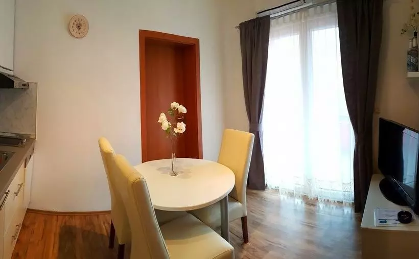Apartments Amari