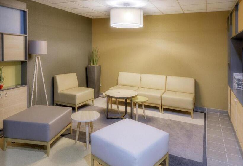 B&b Hotel Marseille Les Ports