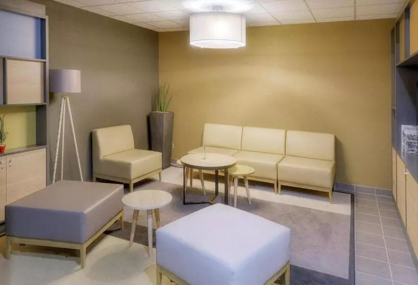 B&b Hotel Marseille Les Ports