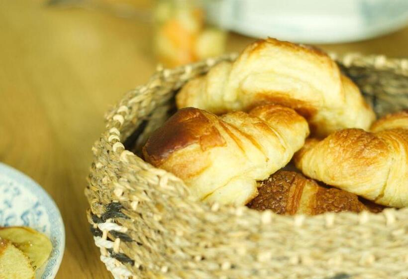 مبيت وإفطار Manoir De L'echauguette