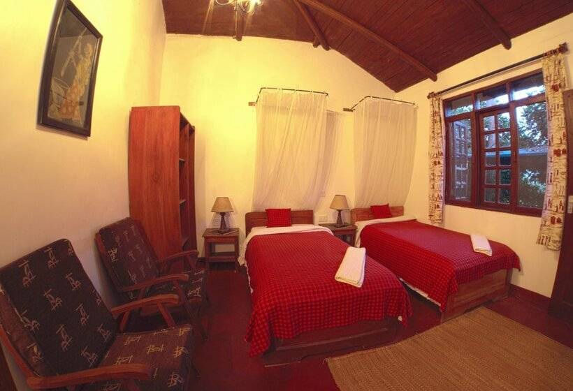 Bed and Breakfast Safariland Cottages