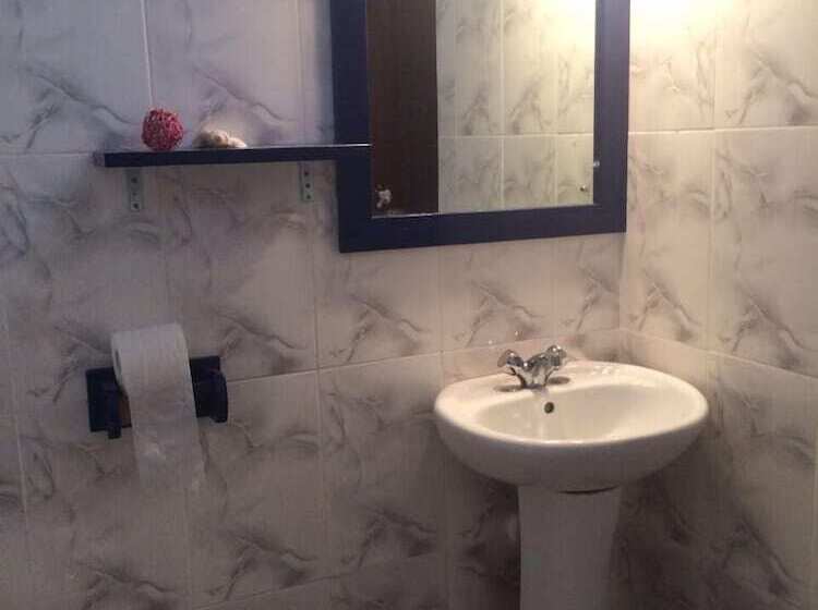 Bed and Breakfast Safariland Cottages