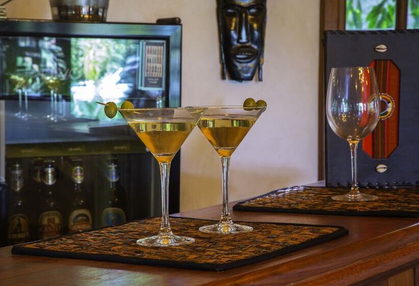 Bed and Breakfast Safariland Cottages