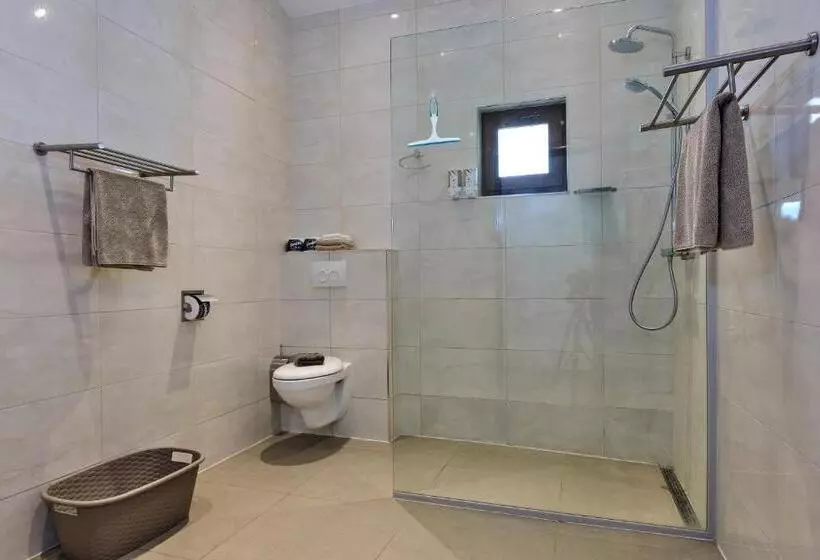 Bubali Luxury Apartments   Adults Only   Wheelchair Friendly