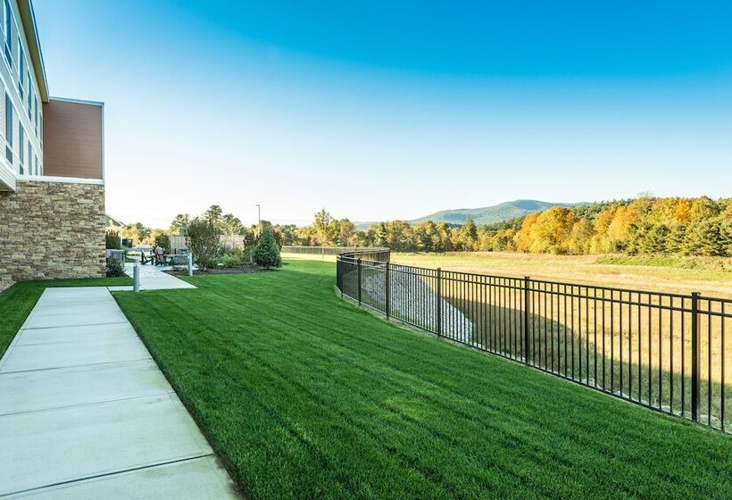 فندق Fairfield Inn & Suites By Marriott Plymouth White Mountains