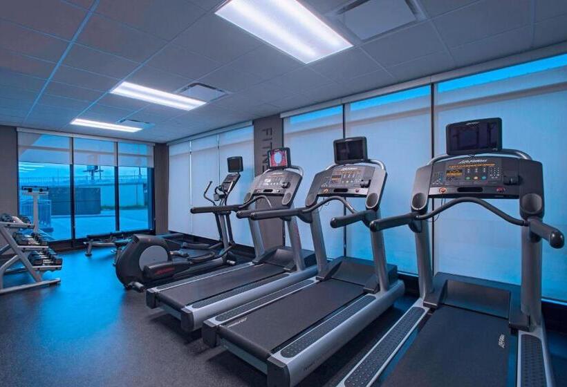 فندق Fairfield Inn & Suites By Marriott La Crosse Downtown