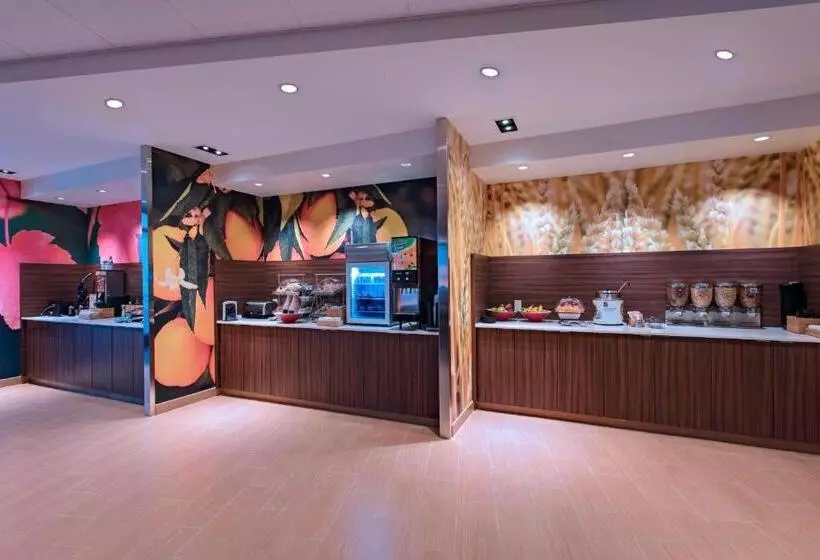 هتل Fairfield Inn & Suites By Marriott La Crosse Downtown