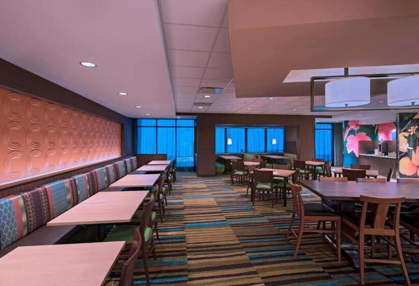 فندق Fairfield Inn & Suites By Marriott La Crosse Downtown