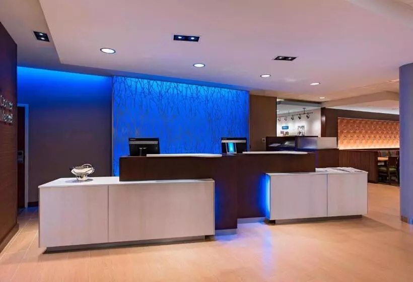 هتل Fairfield Inn & Suites By Marriott La Crosse Downtown