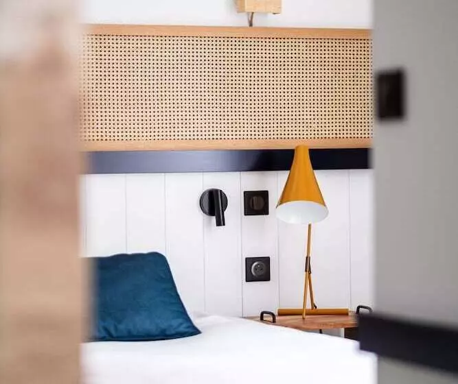 ホテル Hôtel Le Français