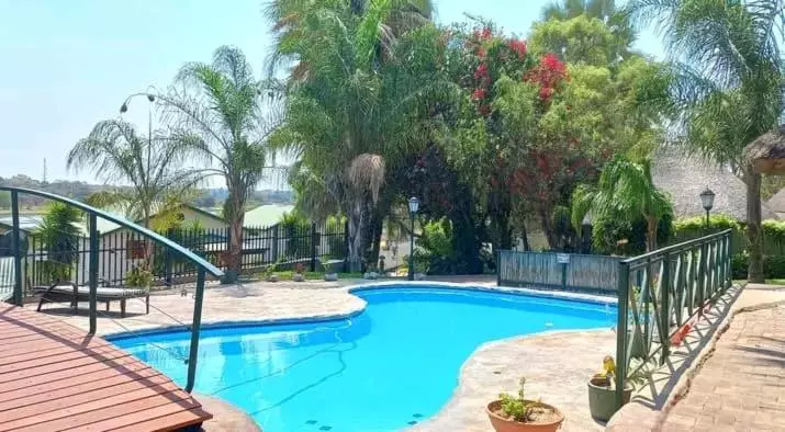 هتل Maun Lodge