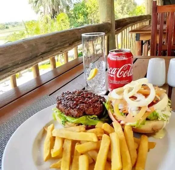هتل Maun Lodge