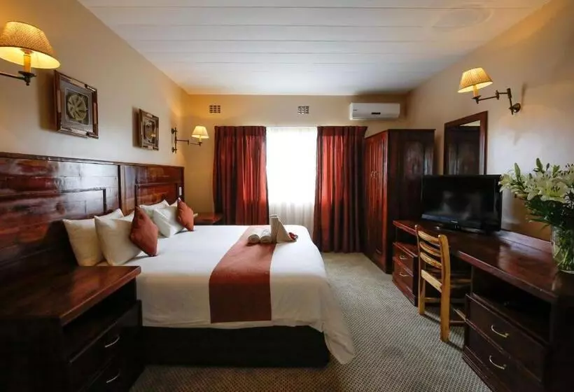 هتل Maun Lodge