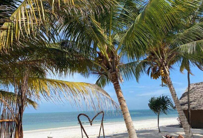 ホテル Moonshine Uroa Boutique