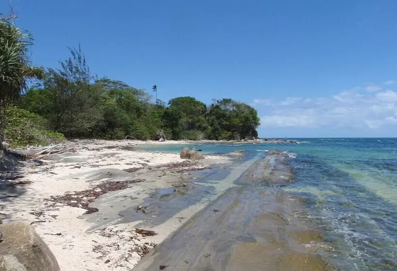 Hotelli North Borneo Biostation Resort