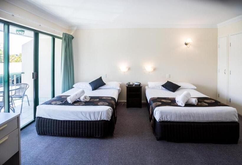 モーテル Comfort Hotel Pacific Cleveland