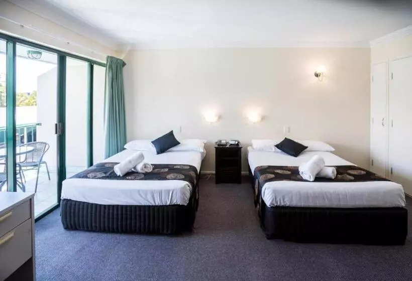 Motelli Comfort Hotel Pacific Cleveland