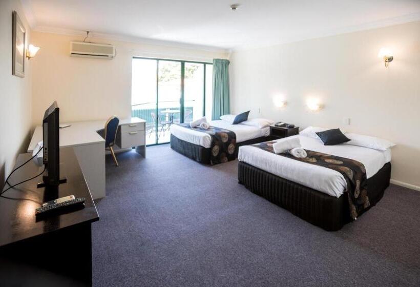 モーテル Comfort Hotel Pacific Cleveland