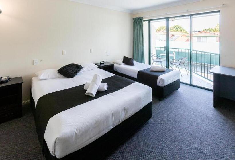 モーテル Comfort Hotel Pacific Cleveland