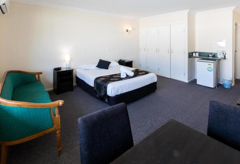 モーテル Comfort Hotel Pacific Cleveland