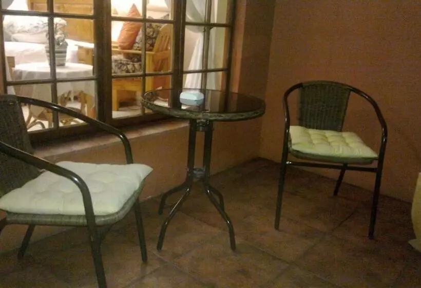 پانسیون Harmony Guesthouse