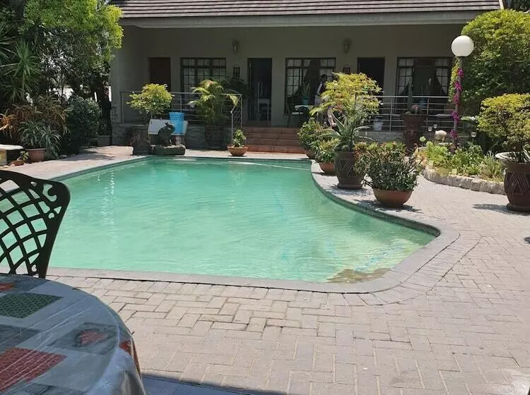 پانسیون Harmony Guesthouse